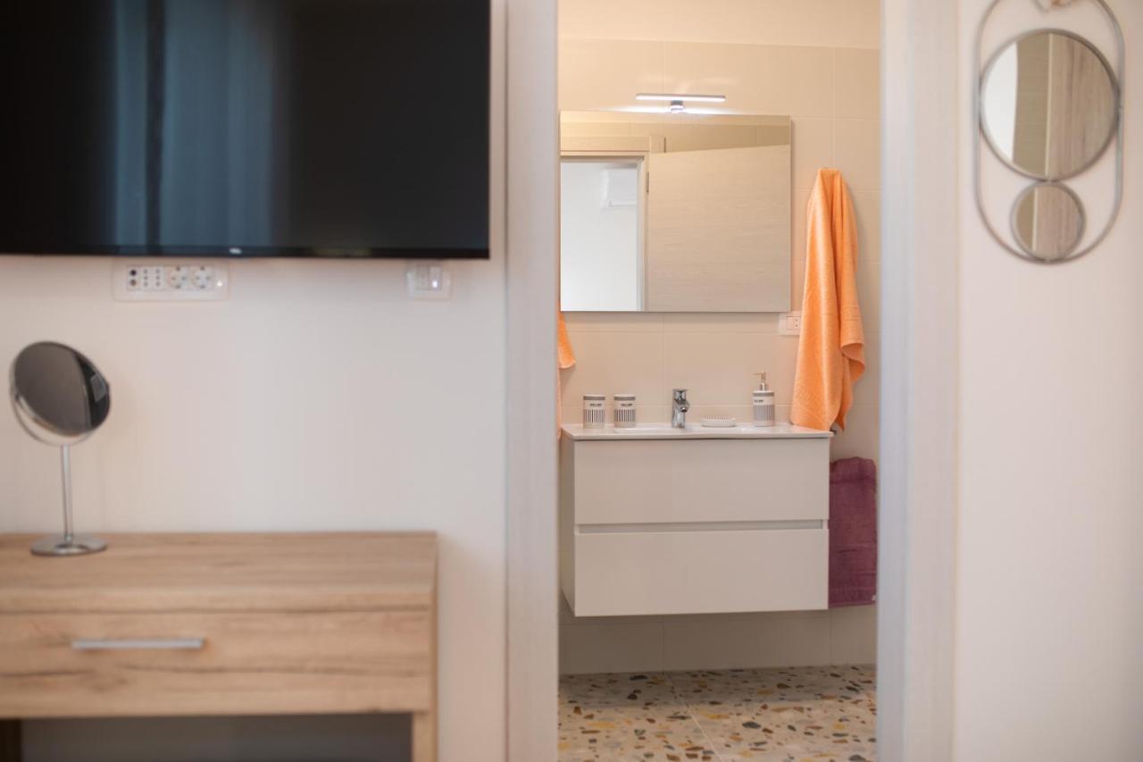 Apartman Ivona Na 1. Katu Malinska Zewnętrze zdjęcie