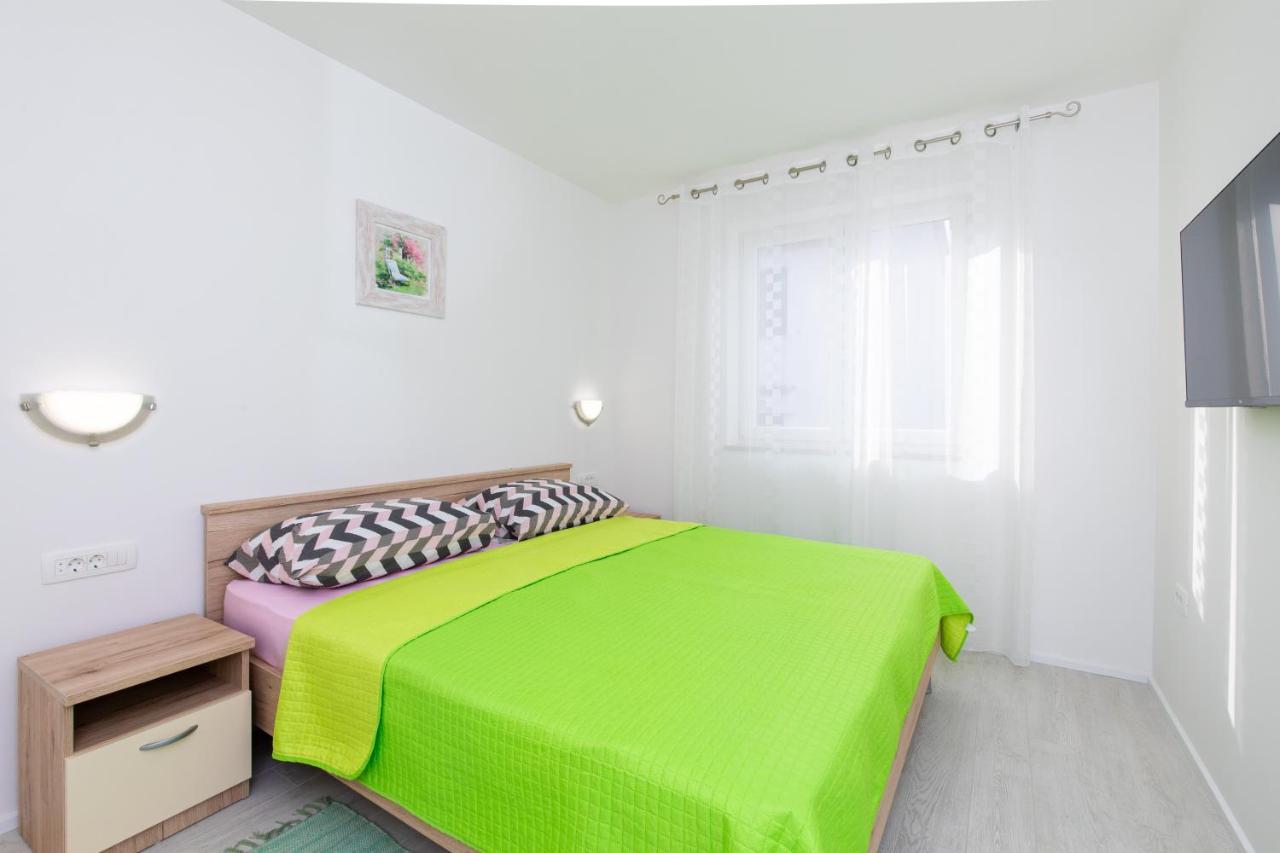 Apartman Ivona Na 1. Katu Malinska Zewnętrze zdjęcie